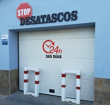 Fontanería Dironuba fachada